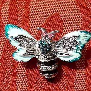BUMBLEBEE Insect Brooch/Pin Gold-Tone Crystal Rhinestone Gifts